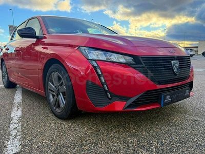 Granate Usado 2022 Peugeot 308 Active Berlina | 18.999 € (Un poco caro)