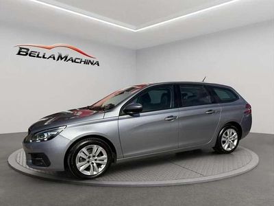 Usado Peugeot 308 Active 131 CV (96 kW) 2021 Gris Utilitario