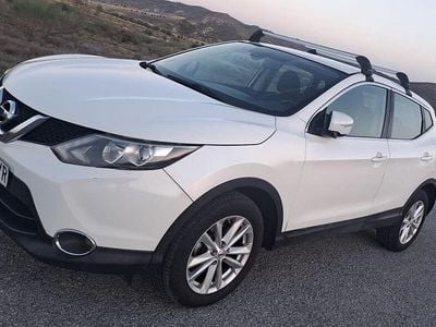 Blanco Usado 2014 Nissan Qashqai Acenta SUV | 10.999 € (Precio justo)