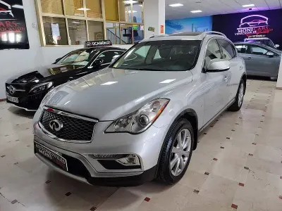 Usado Infiniti QX50 Premium 320 CV (235 kW) 2017 Gris / plata SUV