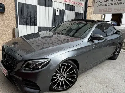 Usado Mercedes E220 194 CV (142 kW) 2018 Gris / plata Berlina