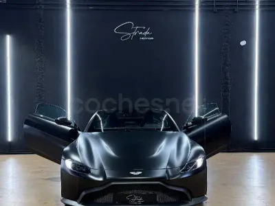 Usado Aston Martin V8 Vantage 510 CV (375 kW) 2021 Negro Coupe