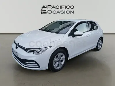 Usado VW Golf VIII Life 110 CV (80 kW) 2024 Blanco Berlina