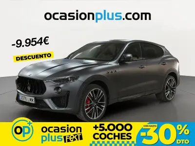 Usado Maserati Levante 580 CV (426 kW) 2021 Gris SUV