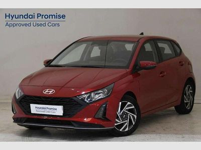 Rojo Usado 2025 Hyundai i20 Utilitario | 18.900 € (Un poco caro)