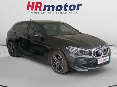 Usado BMW 118 M Sport 136 CV (100 kW) 2023 Negro Utilitario