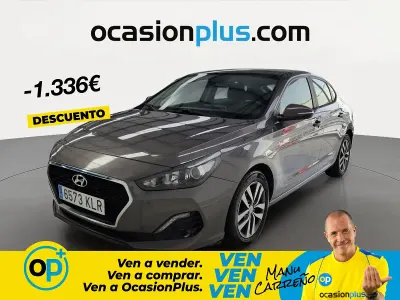 Usado Hyundai i30 120 CV (88 kW) 2018 Gris