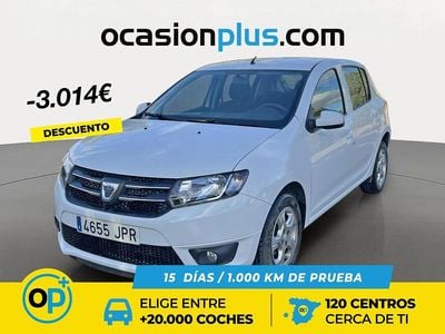 Usado Dacia Sandero Lauréate 90 CV (66 kW) 2016 Blanco Utilitario