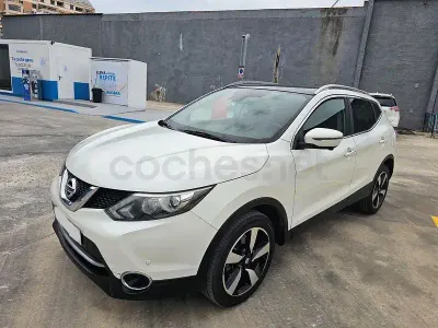 Usado Nissan Qashqai N-Connecta 110 CV (80 kW) 2015 Blanco SUV