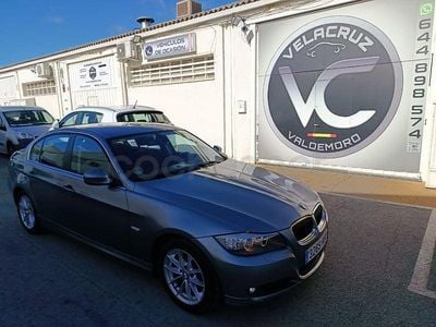 Usado BMW 318 143 CV (105 kW) 2011 Gris / plata Berlina