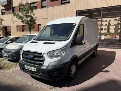 Usado Ford Transit Trend 131 CV (96 kW) 2021 Blanco Van