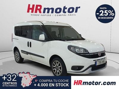 Usado Fiat Doblò Trekking 120 CV (88 kW) 2022 Blanco Monovolumen