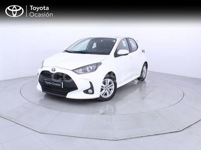Usado Toyota Yaris Hybrid Business Edition 116 CV (85 kW) 2023 Blanco Berlina