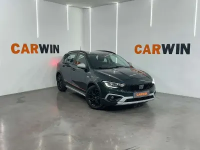 Usado Fiat Tipo Garmin 130 CV (95 kW) 2022 Verde Utilitario