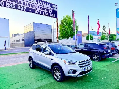 Usado Ford Kuga Titanium 120 CV (88 kW) 2017 Gris / plata SUV