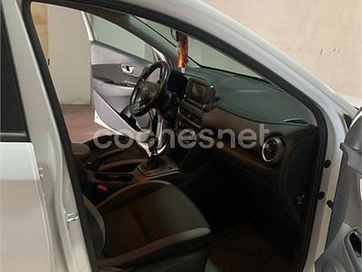 Usado Hyundai Kona 120 CV (88 kW) 2018 Blanco SUV