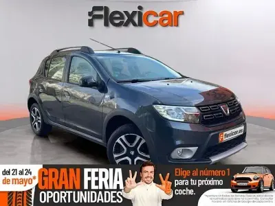 Käytetty Dacia Sandero Essentiel 100 HP (73 kW) 2020 Harmaa