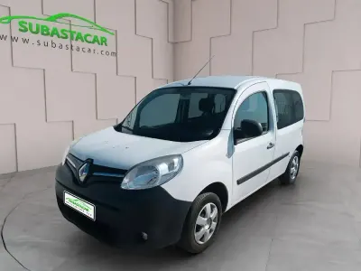 Usado Renault Kangoo 75 CV (55 kW) 2019 Blanco Monovolumen
