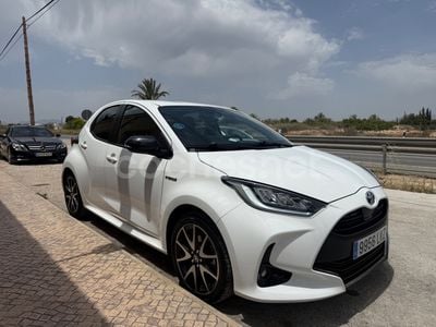 Toyota Yaris Hybrid