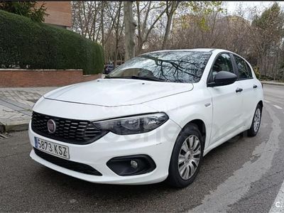 Usado Fiat Tipo Business 95 CV (69 kW) 2019 Blanco Familiar