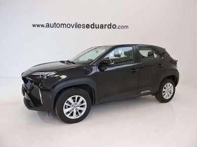 Usado Toyota Yaris Cross Business Edition 116 CV (85 kW) 2024 Negro SUV