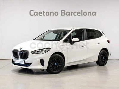 Usado BMW 225 Active Tourer 245 CV (180 kW) 2024 Blanco Monovolumen