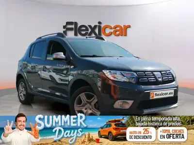 Usado Dacia Sandero Comfort 90 CV (66 kW) 2019 Gris