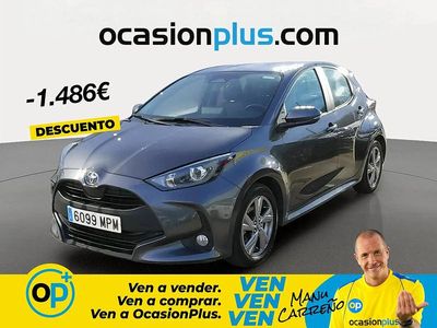 Usado Toyota Yaris Hybrid Active 116 CV (85 kW) 2024 Gris Berlina