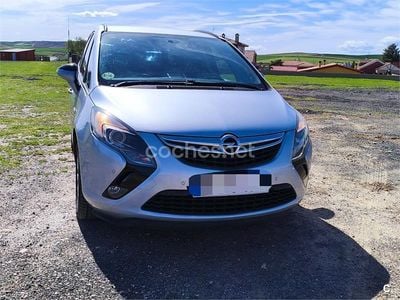 Usado Opel Zafira Tourer Selective 130 CV (95 kW) 2015 Blanco Monovolumen