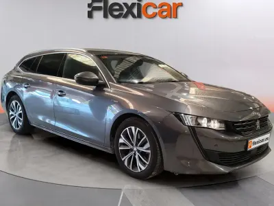 Usado Peugeot 508 SW Allure 225 CV (165 kW) 2021 Gris Familiar