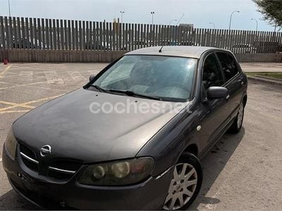 Nissan Almera