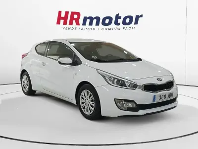 Usado Kia Ceed GT 110 CV (80 kW) 2014 Blanco Berlina
