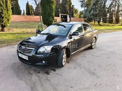 Begagnad Toyota Avensis
