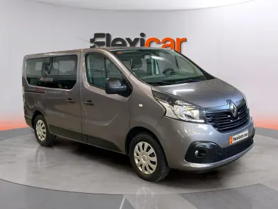 Usado Renault Trafic 125 CV (91 kW) 2018 Gris Monovolumen