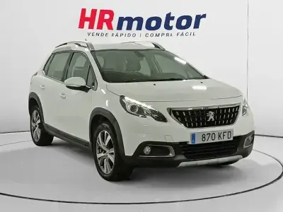 Usado Peugeot 2008 Allure 110 CV (80 kW) 2017 Blanco SUV