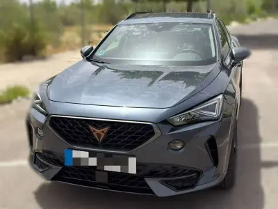 Usado Cupra Formentor 150 CV (110 kW) 2023 Gris SUV