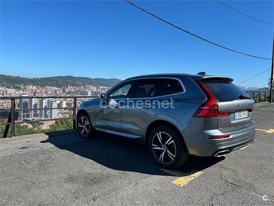 Gris / plata Usado 2018 Volvo XC60 R-Design SUV | 29.500 € (Caro)