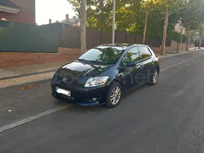 Usado Toyota Auris Active 101 CV (74 kW) 2009 Negro Utilitario