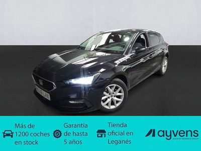 Usado Seat Leon Style 116 CV (85 kW) 2022 Negro Berlina