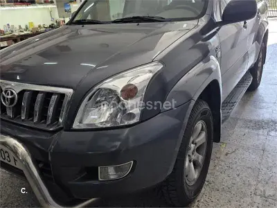 Usado Toyota Land Cruiser 166 CV (122 kW) 2006 Gris / plata SUV