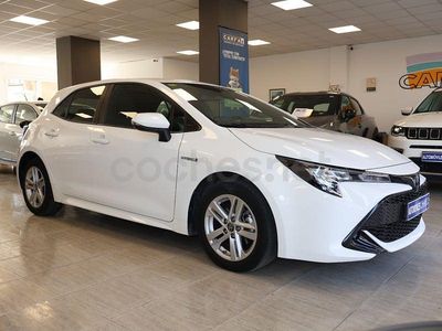 Usado Toyota Corolla Active 122 CV (89 kW) 2020 Blanco Berlina