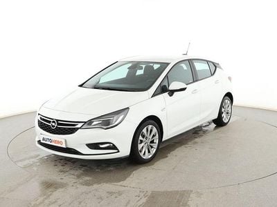 Usado Opel Astra Selective 110 CV (80 kW) 2016 Blanco Berlina
