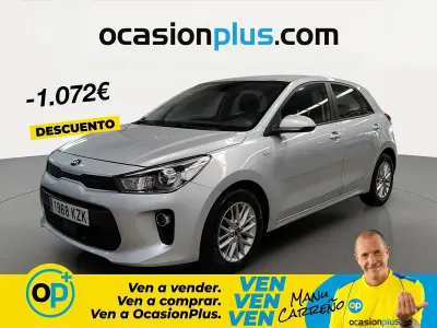 Usado Kia Rio 100 CV (73 kW) 2019 Gris