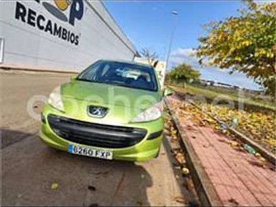Usado Peugeot 207 75 CV (55 kW) 2007 Verde Berlina