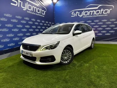 Usado Peugeot 308 SW Business-Line 100 CV (73 kW) 2020 Blanco Familiar