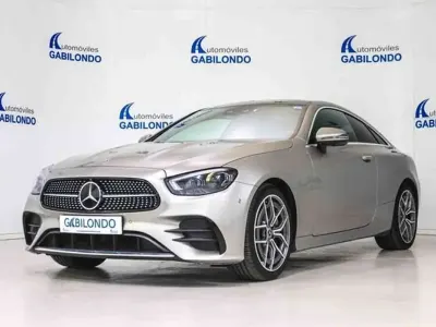 Usado Mercedes E350 299 CV (219 kW) 2021 Beige Berlina