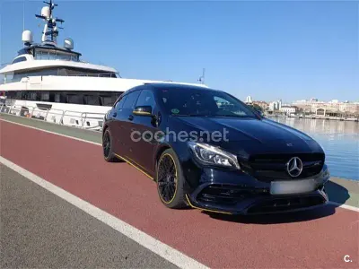 Usado Mercedes CLA45 AMG Shooting Brake 381 CV (280 kW) 2018 Negro Familiar