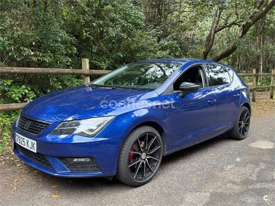 Usado Seat Leon XCELLENCE 125 CV (91 kW) 2018 Azul Berlina