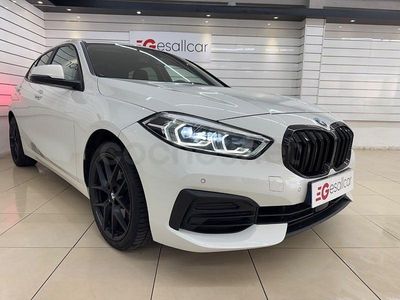 Usado BMW 118 Comfort Edition 150 CV (110 kW) 2020 Blanco Utilitario