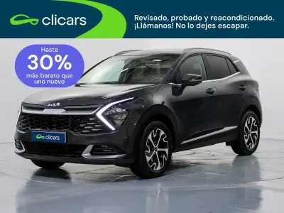 Usado Kia Sportage 230 CV (169 kW) 2022 Gris / plata SUV